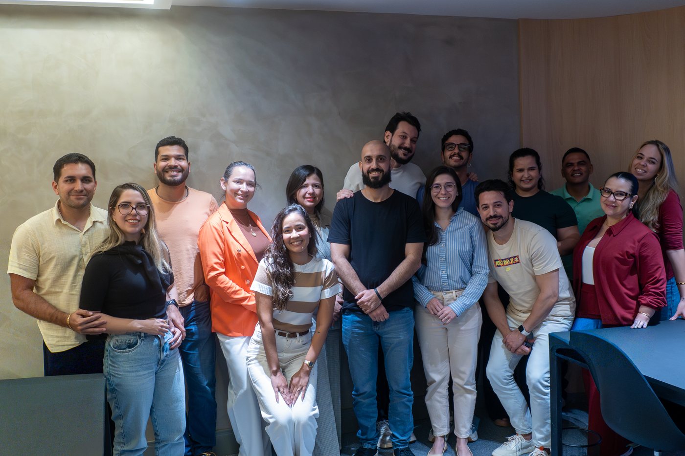 Turma reunida no treinamento presencial